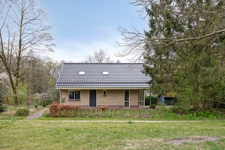 Foto 4 van Hulsthof 25