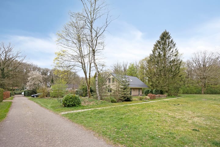 Foto 5 van Hulsthof 25