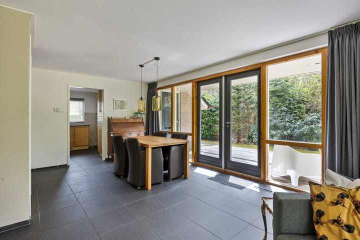 Foto 10 van Hulsthof 25