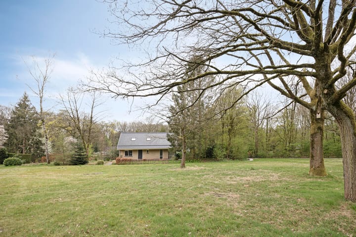 Foto 32 van Hulsthof 25