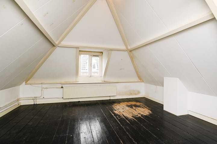 Foto 5 van Warmoezierstraat 26