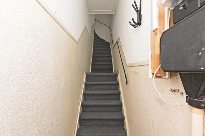 Foto 7 van Warmoezierstraat 26