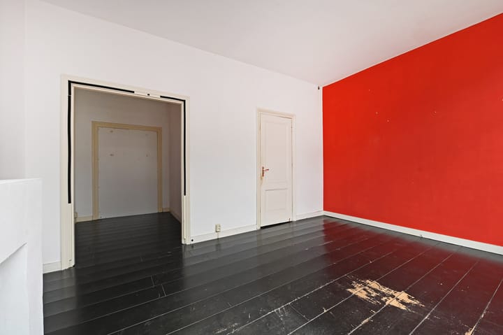 Foto 10 van Warmoezierstraat 26