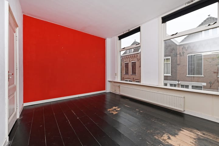 Foto 12 van Warmoezierstraat 26