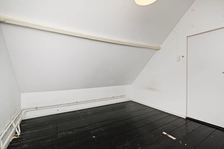 Foto 30 van Warmoezierstraat 26