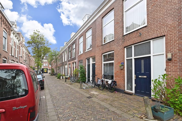 Foto 31 van Warmoezierstraat 26