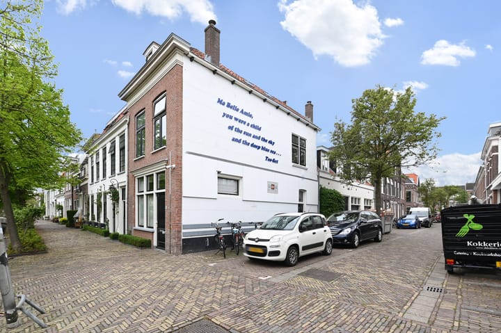 Foto 33 van Warmoezierstraat 26