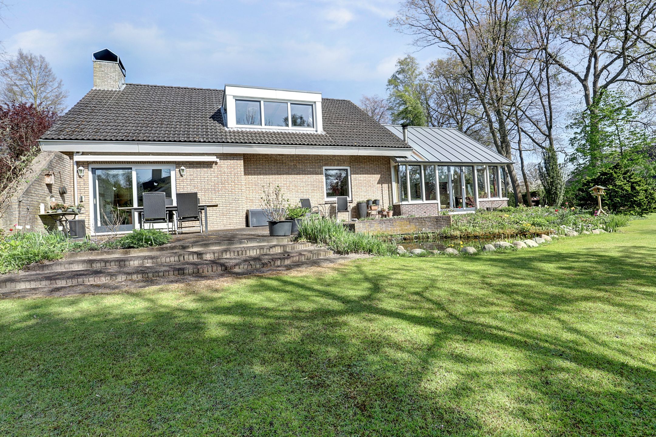 Photo 3 of Jachtrustweg 10