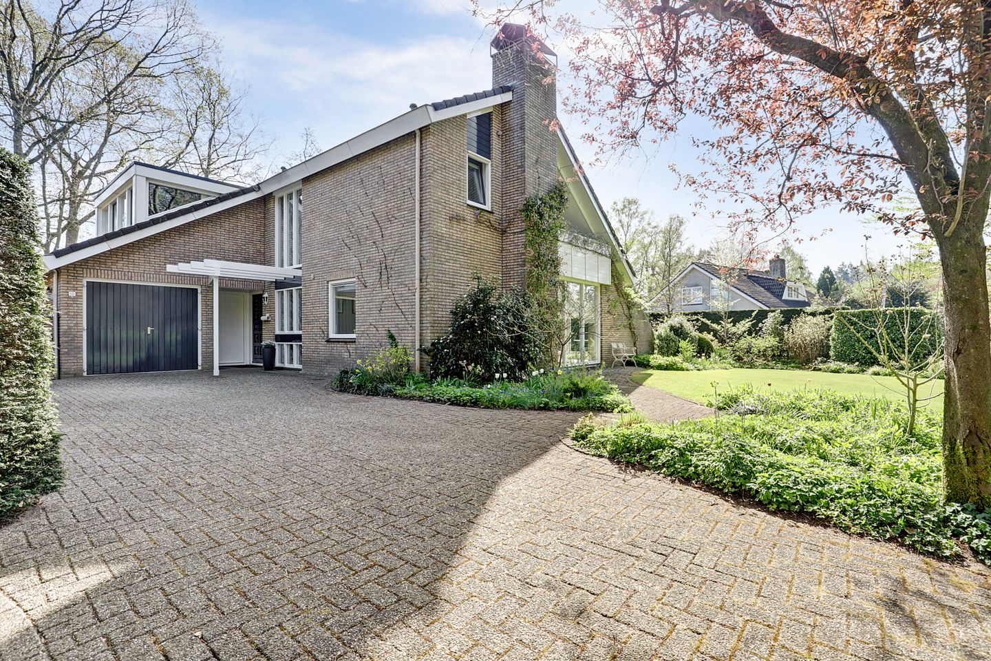 Photo 4 of Jachtrustweg 10