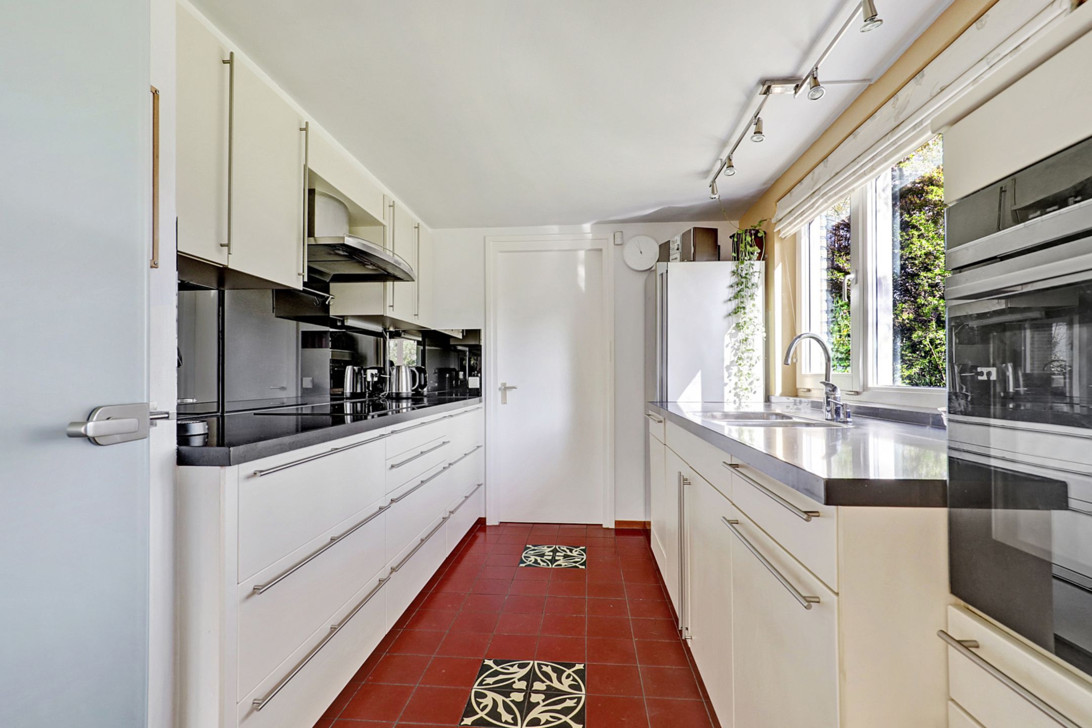 Photo 15 of Jachtrustweg 10