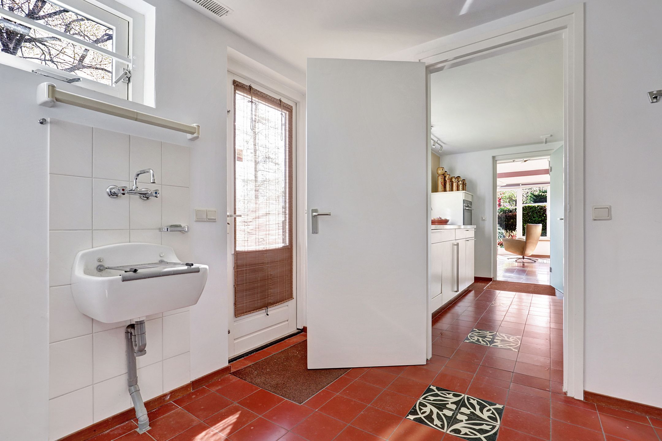 Photo 18 of Jachtrustweg 10