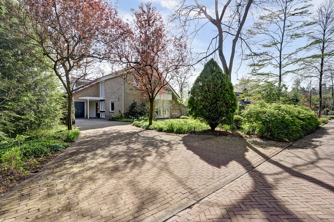 Photo 38 of Jachtrustweg 10