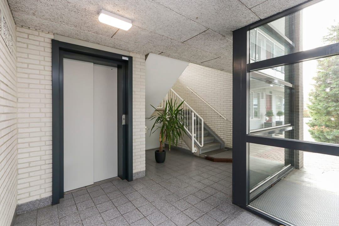 Photo 8 of Elzenlaan 136