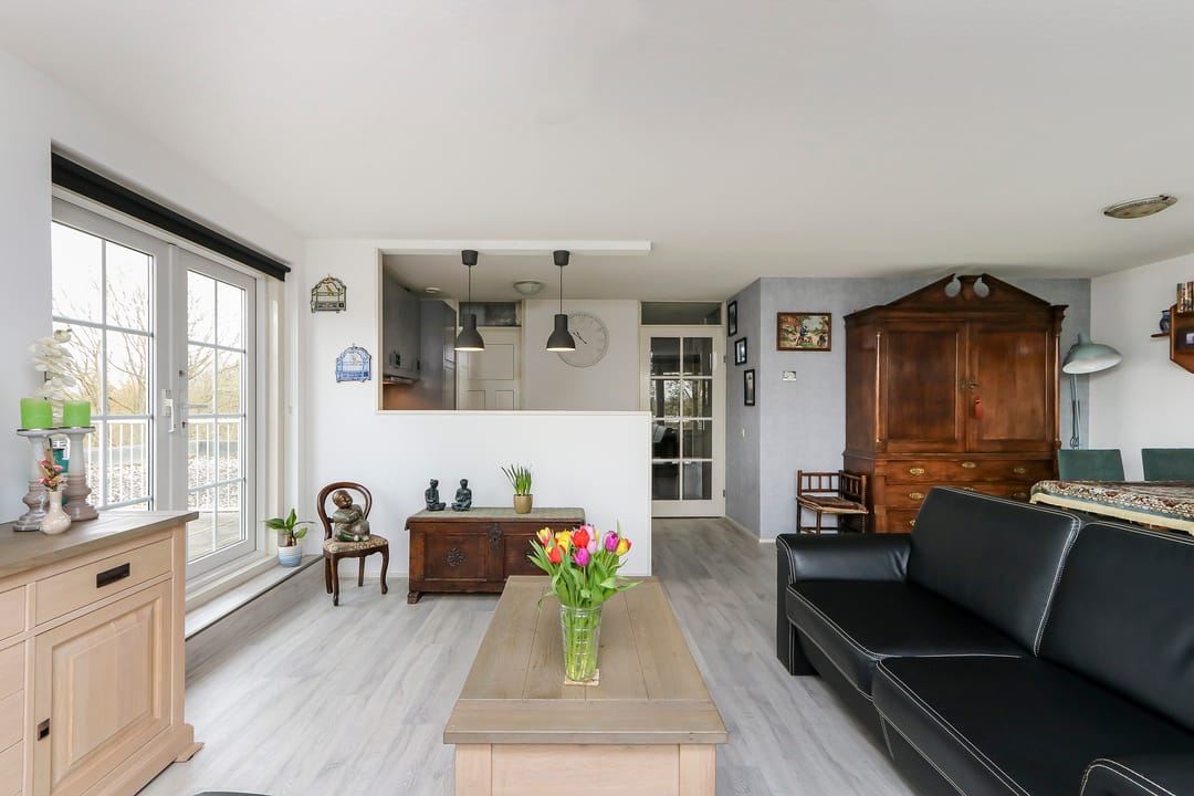 Photo 16 of Elzenlaan 136