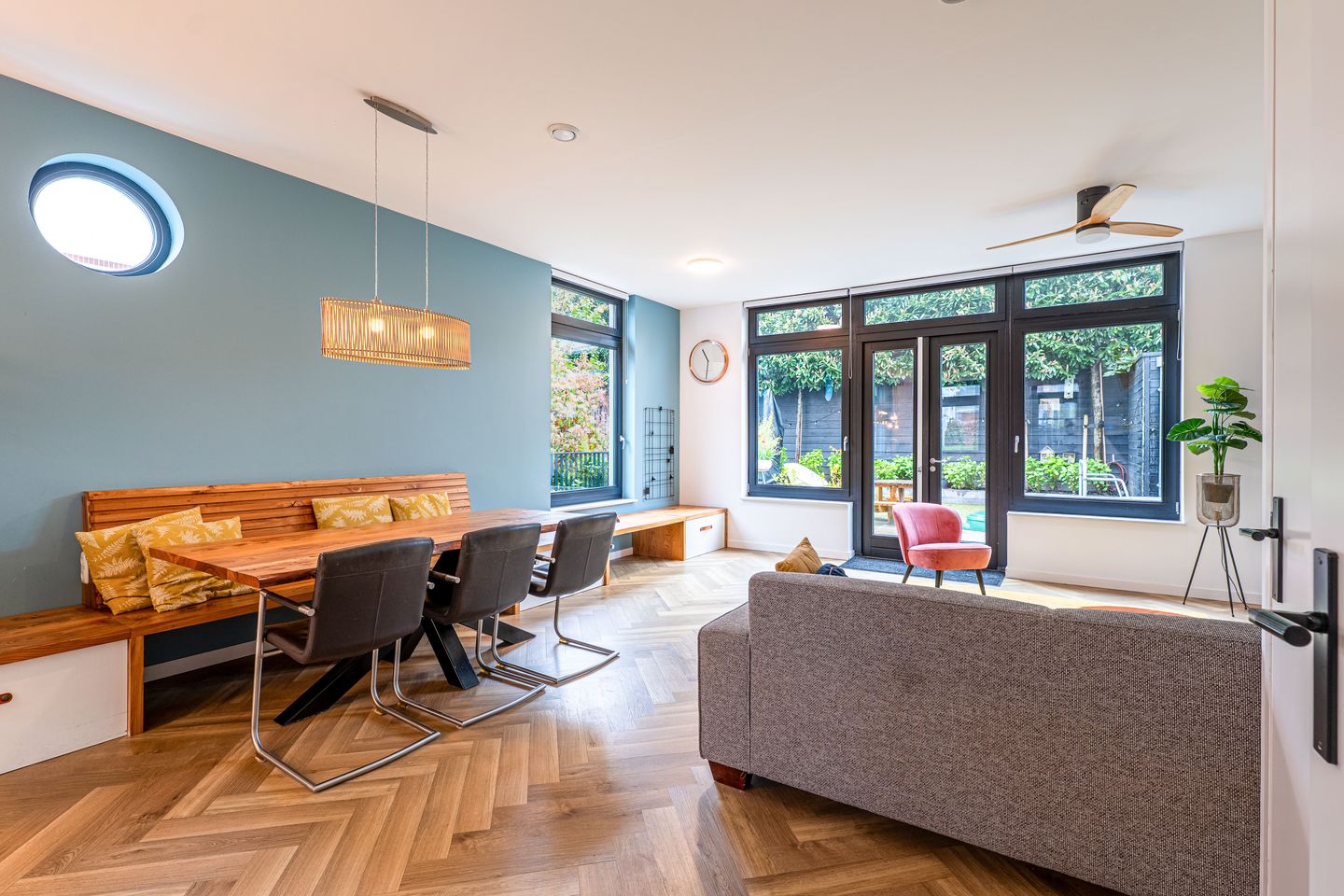 Photo 4 of P.A. Weeldenburgpad 8