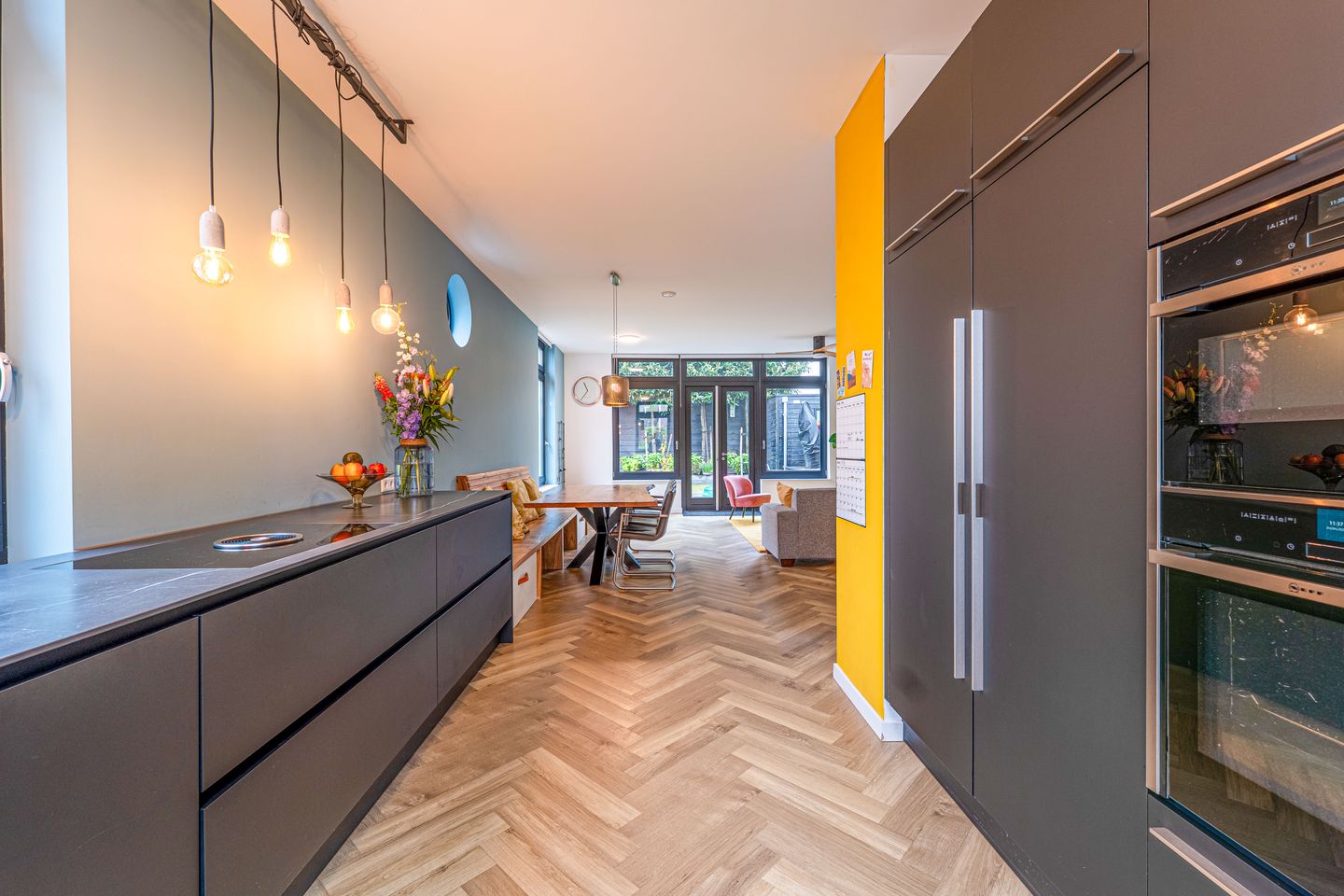 Photo 10 of P.A. Weeldenburgpad 8