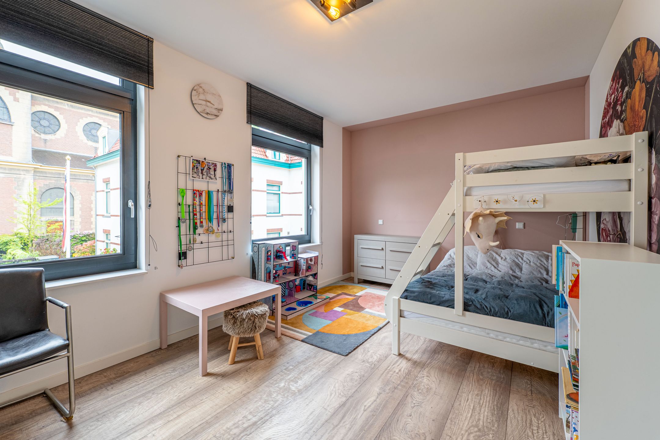 Photo 12 of P.A. Weeldenburgpad 8