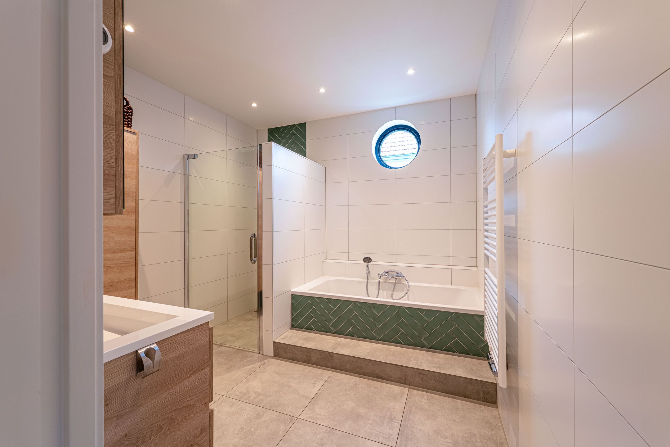 Photo 18 of P.A. Weeldenburgpad 8