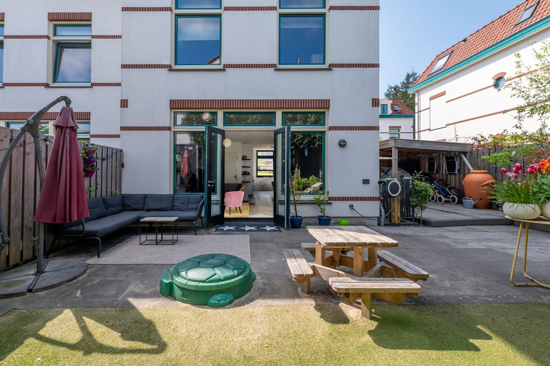 Photo 37 of P.A. Weeldenburgpad 8