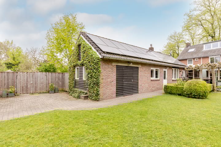 Photo 37 of Putterstraat 2