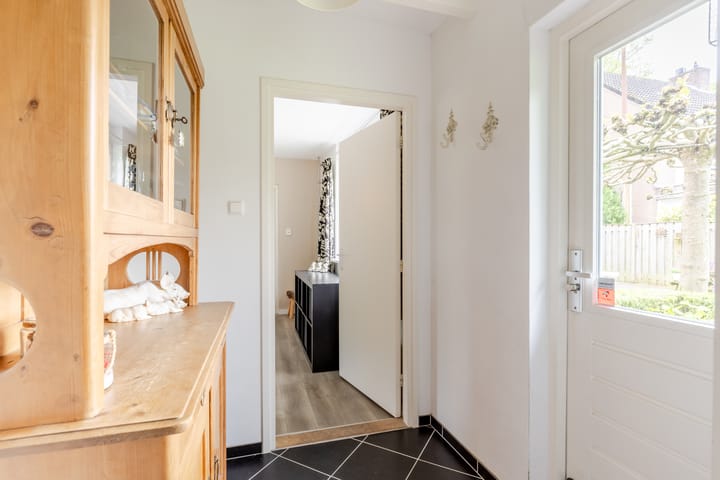 Photo 41 of Putterstraat 2