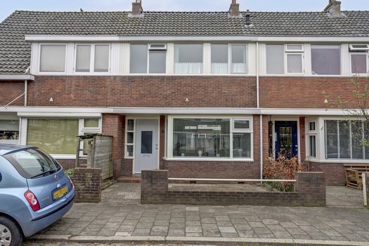 Foto 2 van Bisschop Bottemannestraat 3