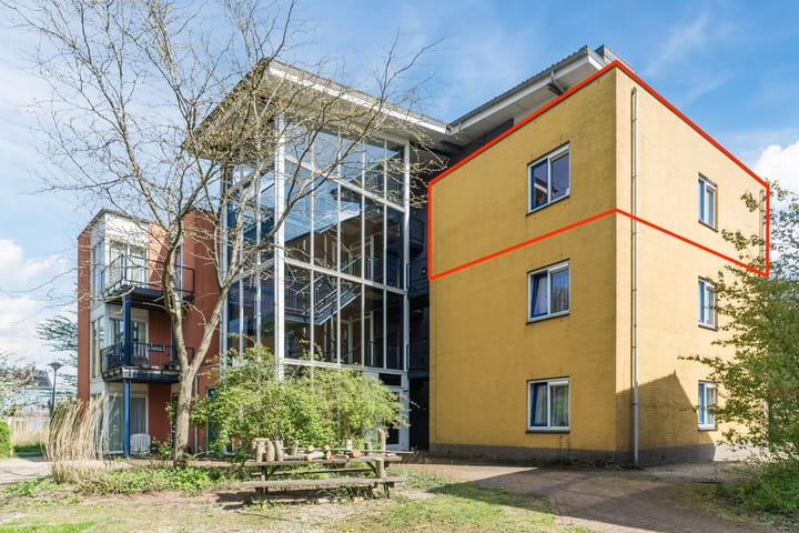 Foto 1 van Carry van Bruggenhof 32