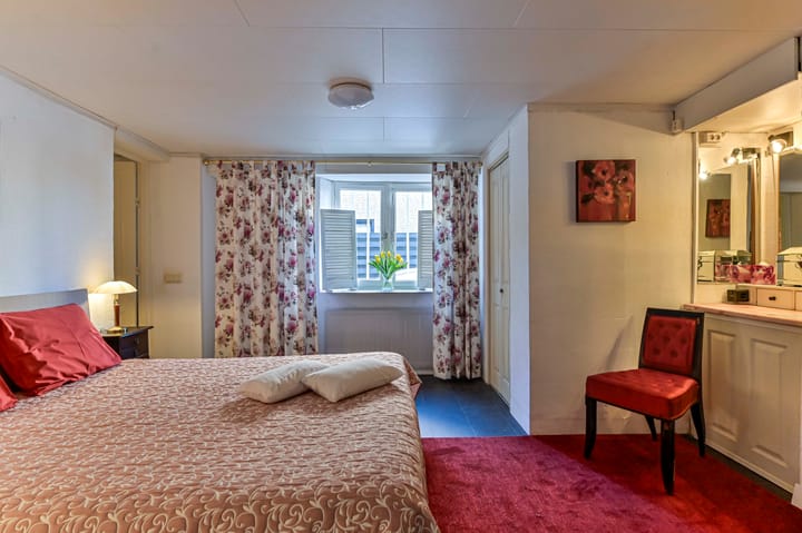 Foto 12 van Neerhem 64