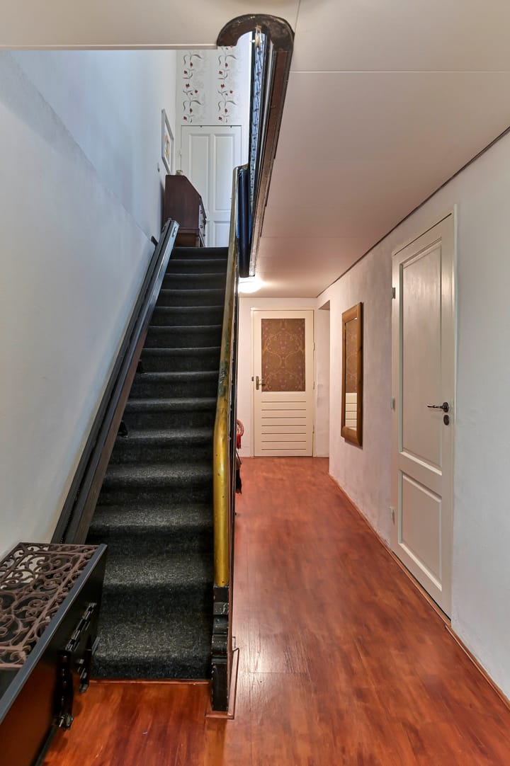 Foto 16 van Neerhem 64