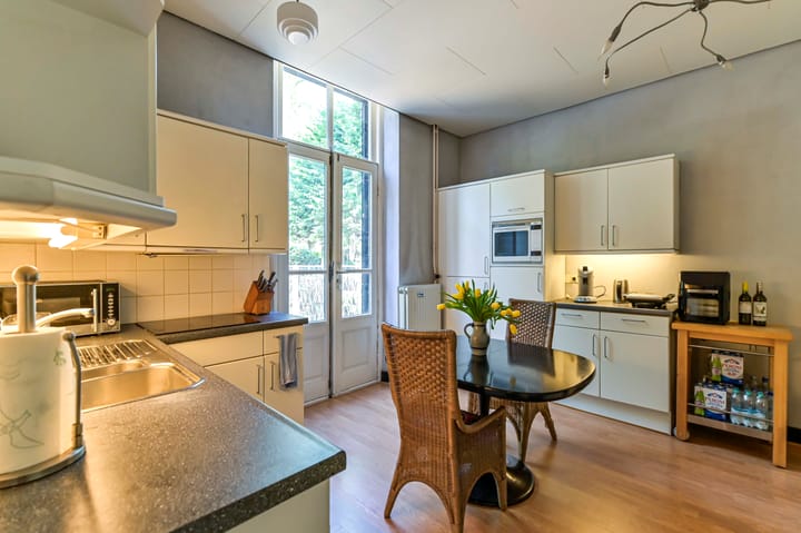 Foto 27 van Neerhem 64