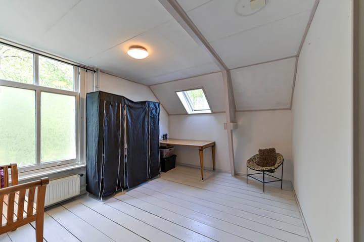 Foto 35 van Neerhem 64