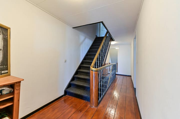 Foto 38 van Neerhem 64