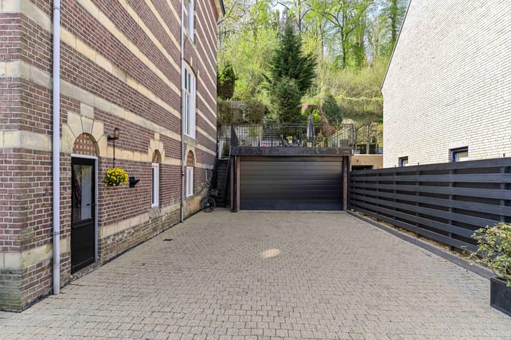 Foto 40 van Neerhem 64