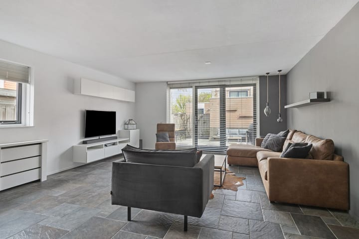 Foto 9 van Oesterbank 23