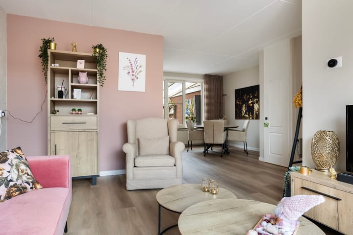 Foto 4 van Uithof 42