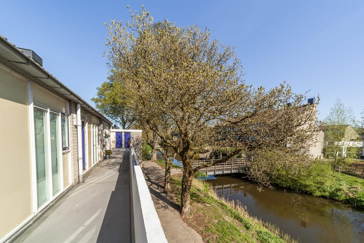 Foto 2 van Bloemstede 678