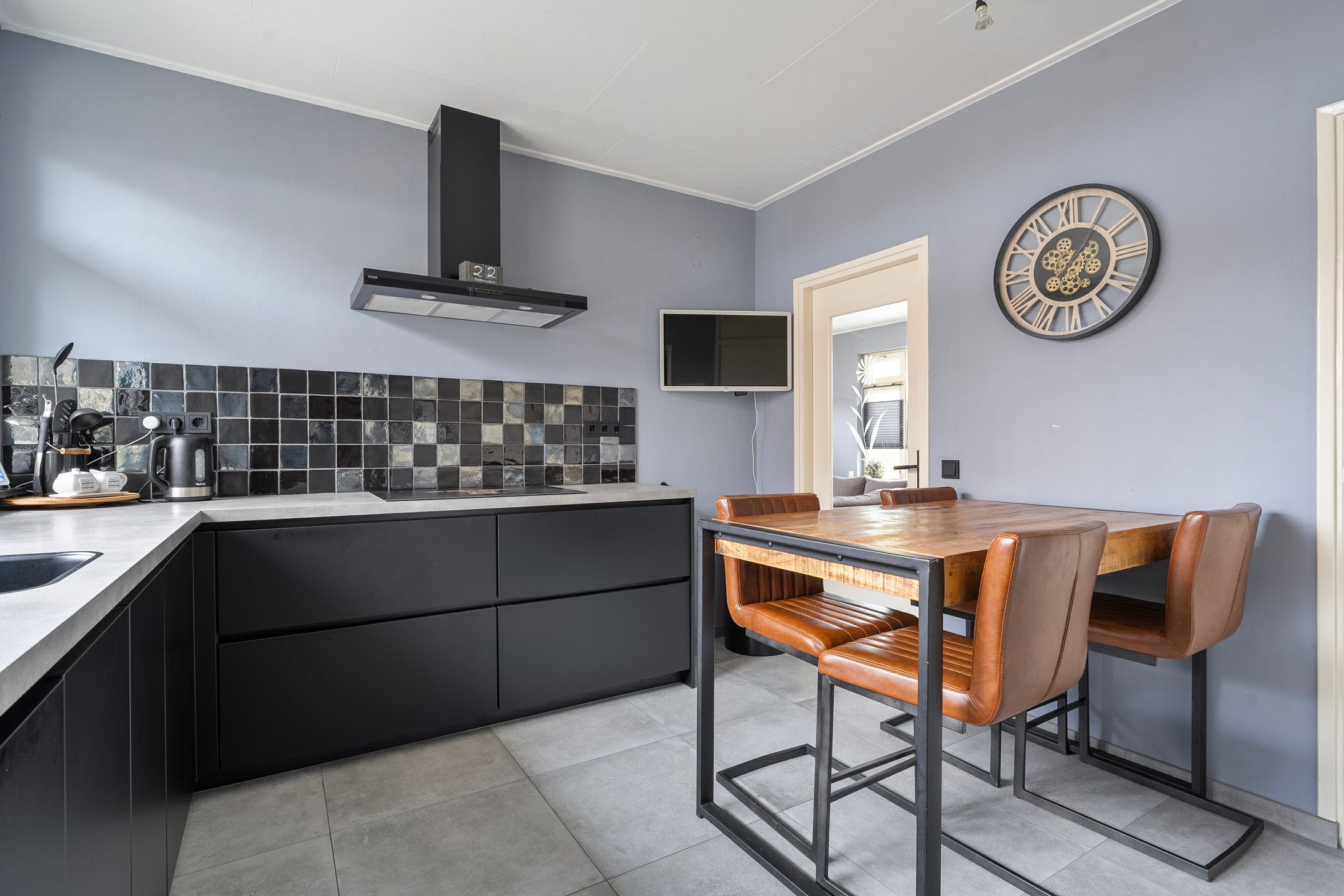 Foto 9 van Julianalaan 1