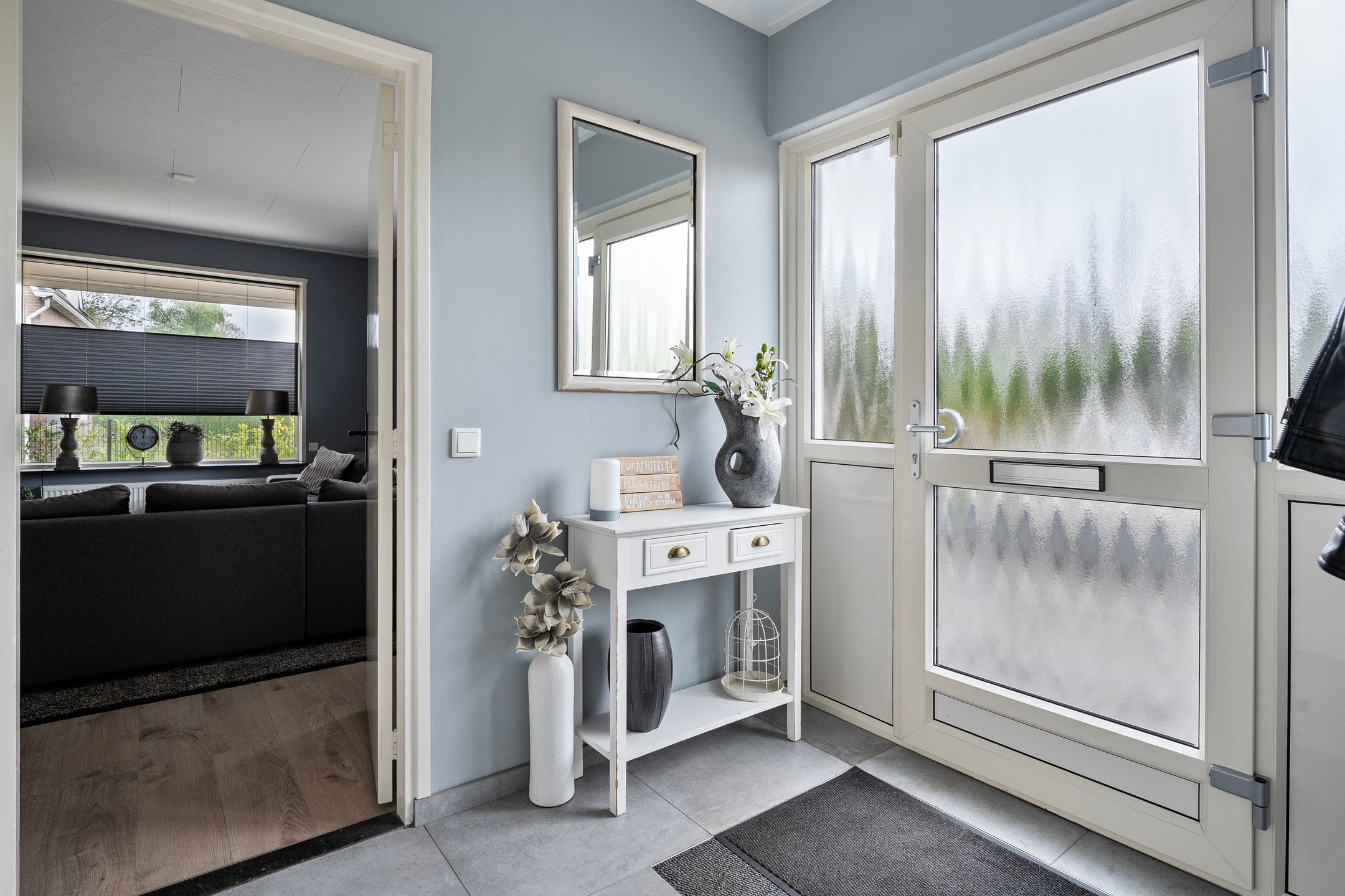 Foto 12 van Julianalaan 1