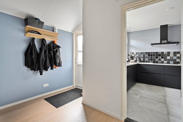 Foto 13 van Julianalaan 1