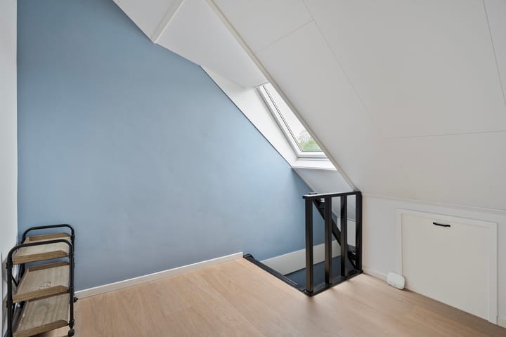 Foto 15 van Julianalaan 1