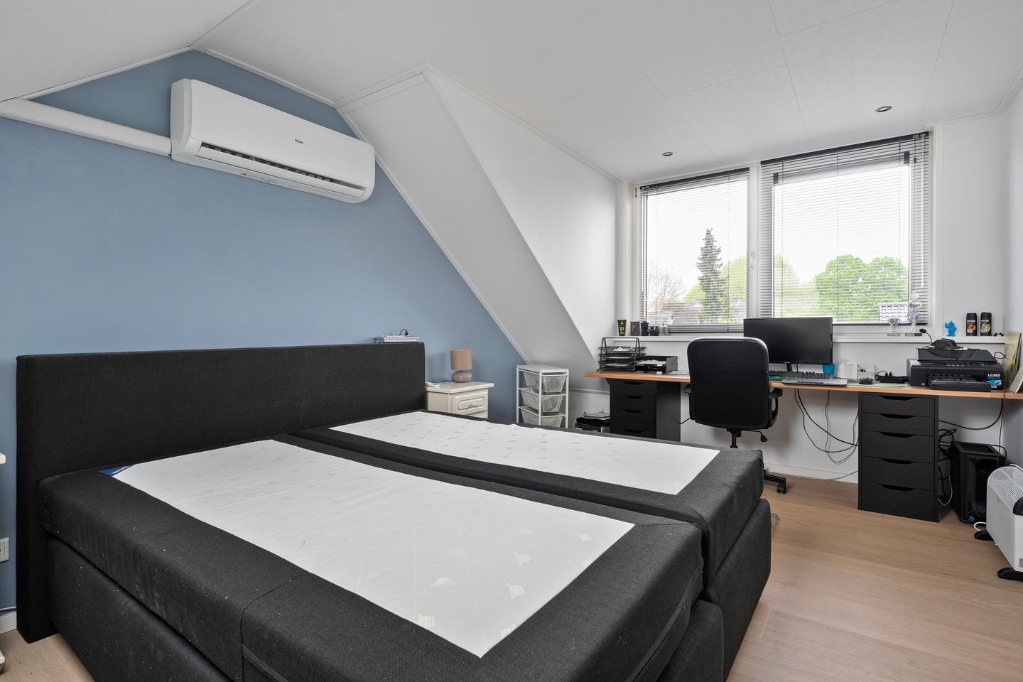 Foto 19 van Julianalaan 1