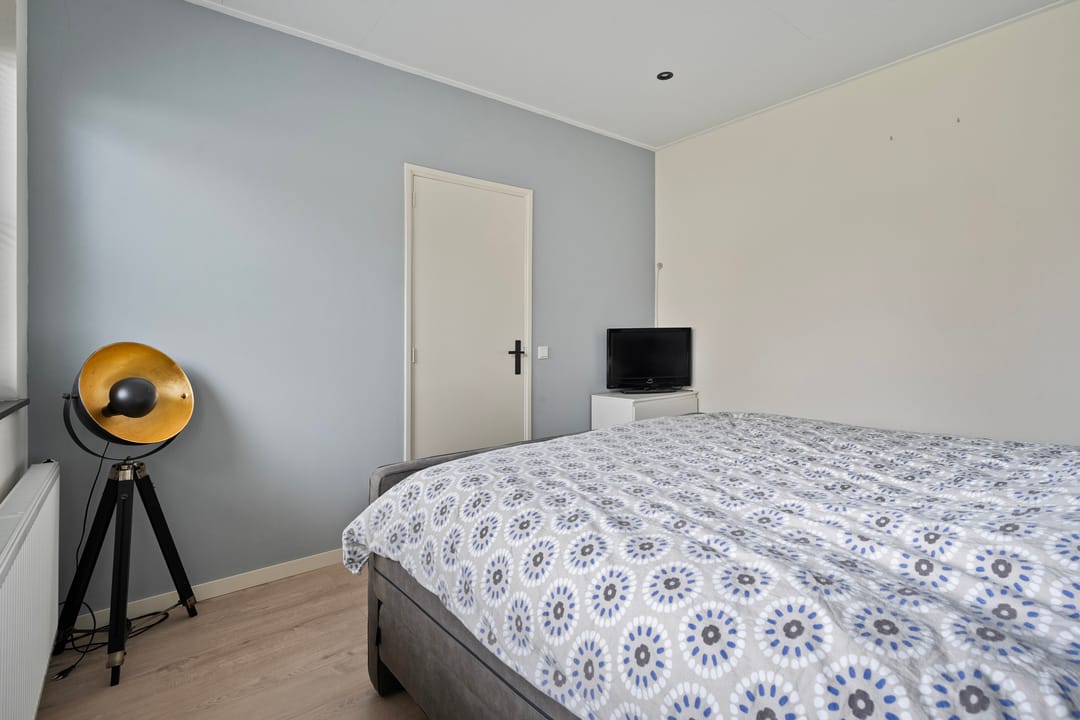 Foto 22 van Julianalaan 1