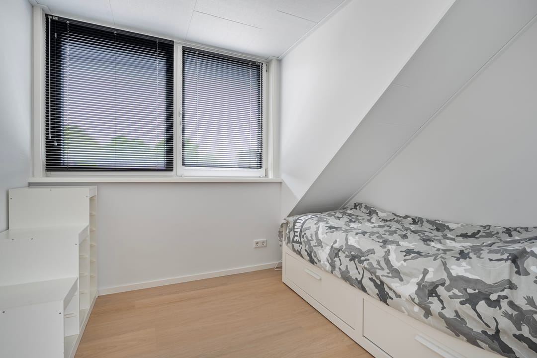 Foto 26 van Julianalaan 1