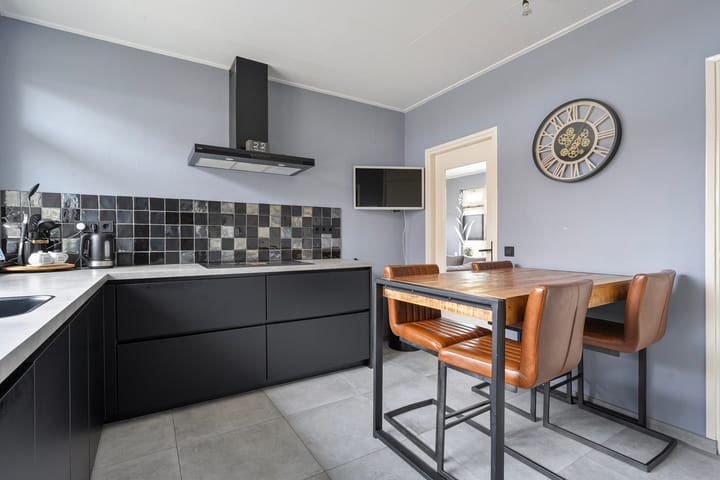 Foto 3 van Julianalaan 1