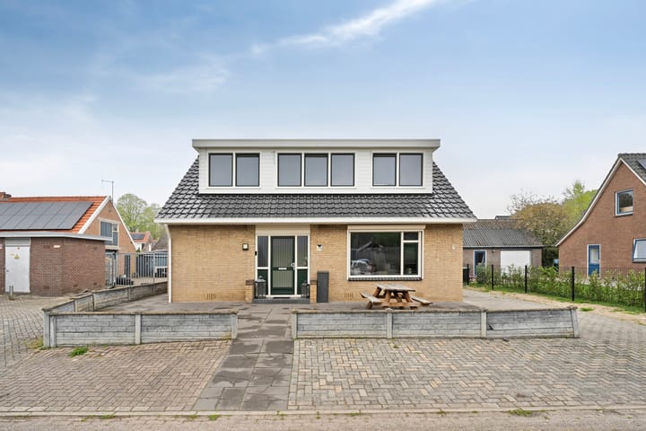 Foto 36 van Julianalaan 1