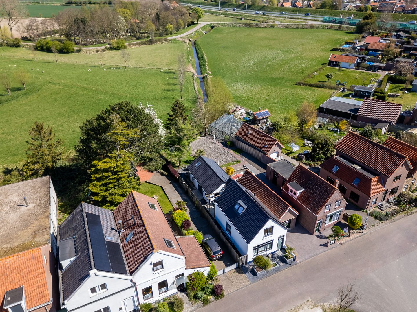 Photo 5 of Nieuwlandseweg 27