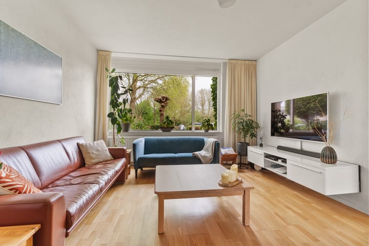 Foto 2 van Weezenhof 3701