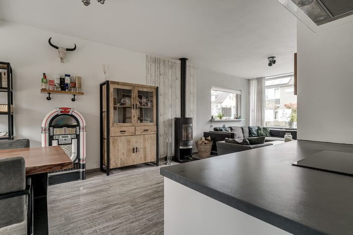 Foto 21 van Buizerdstraat 73