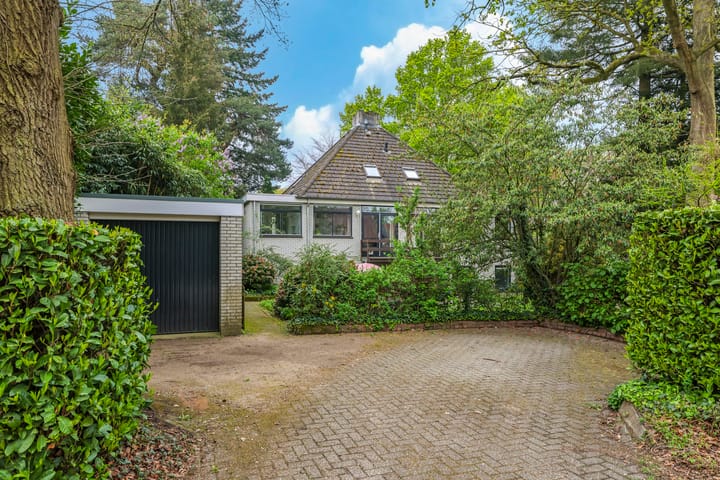 Foto 2 van Berglaan 8