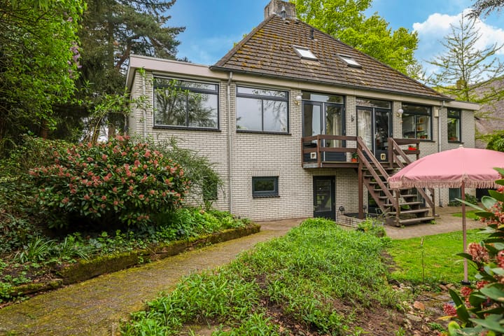 Foto 3 van Berglaan 8